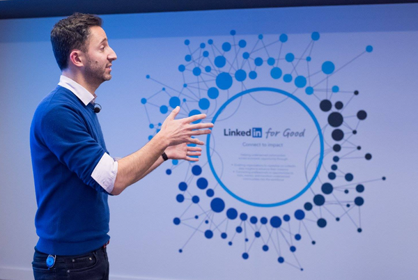 링크드인의 ‘당신이 알 수도 있는 사람’ 알고리즘 [출처=LinkedIn] 