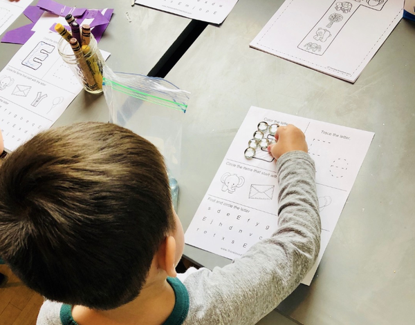 눈모음장애가 있다면 시지각치료를 받아야 한다. 루미에르어린이테라피 