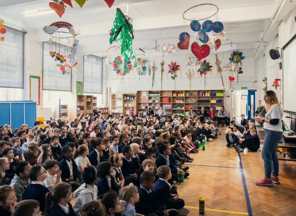 [I-오피니언] 교실에서 '플라스틱 줄이기' 이끌어내려면?