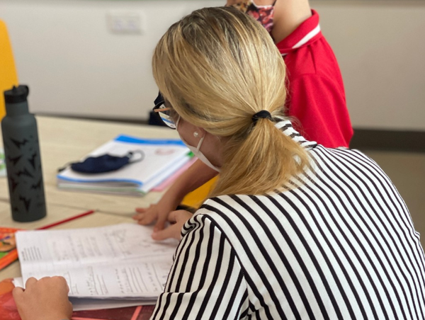 보육교사의 부정적 아동기 경험이 업무능력에 영향을 줄 수 있다. SIS킨더가든 