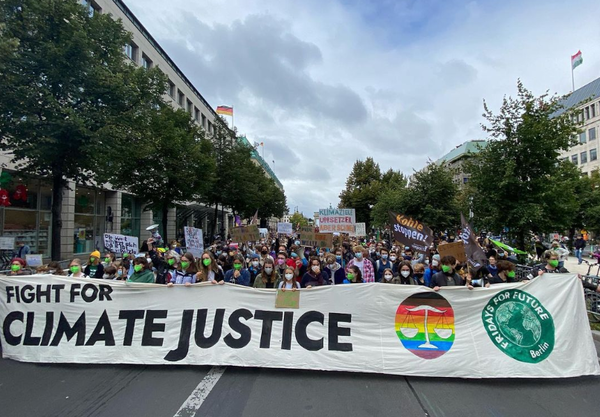 학부모들 또한 기후변화 교육을 학교에서 시행할 것을 원하고 있다. 기후정의 