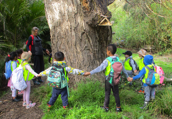 뉴질랜드에서 양육비는 부부 연간소득의 35%를 차지한다. 오클랜드유치원협회 