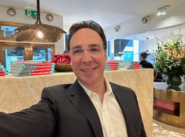 보안 업데이트는 게을리하지 않아야 한다고 조언했다. 레스 오토렝기 