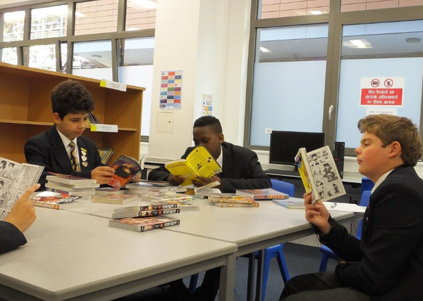 아이의 흥미에 맞는 책을 선정하는 것이 중요하다. 메릴본남학교 