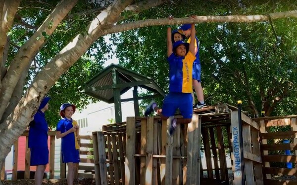 호주에서는 최근 자연놀이에 대한 관심이 높아지고 있다. 네이처플레이QLD