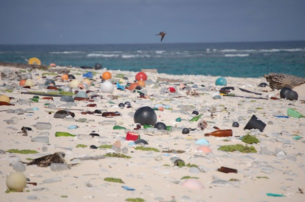 나이지리아에서 매년 배출되는 플라스틱 폐기물은 20만 톤이다. 미국국제개발처 