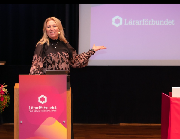 스웨덴은 교사 부족에 직면해 있다. 스웨덴 교원연합