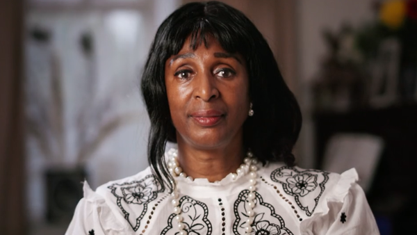 마이시 바렛. BBC 