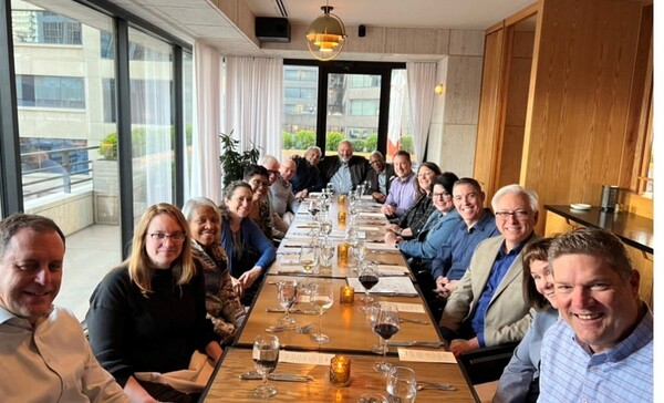 남녀 멘토 멘티 관계로 긍정적인 관계를 형성하며 대인관계 기술이 향상되고 관점을 넓힐 수 있다. CoSN