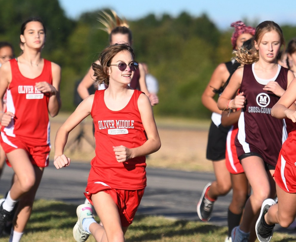 코치는 매년 스포츠에 참여하는 6,000만 명의 어린이와 청소년 선수들의 삶에서 중요한 역할을 한다. 메트로내슈빌공립학교 교육구 