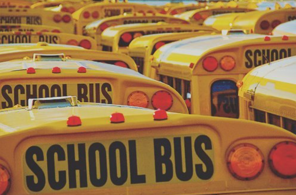 미국의 18세 이하 어린이의 사망 원인 1위는 총기였다. 총기로 사망한 비율은 2021년 18.7%(3597명)였다. 메트로내슈빌공립학교 