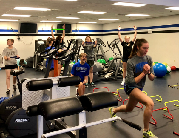 학교 프로그램의 핵심 초점을 학생의 체중이나 체질량 지수(BMI)를 줄이는 데 맞추면 의도치 않게 학생들이 체중감량을 위해 건강에 해로운 행동을 하도록 조장할 수 있다 국제여학교연합 