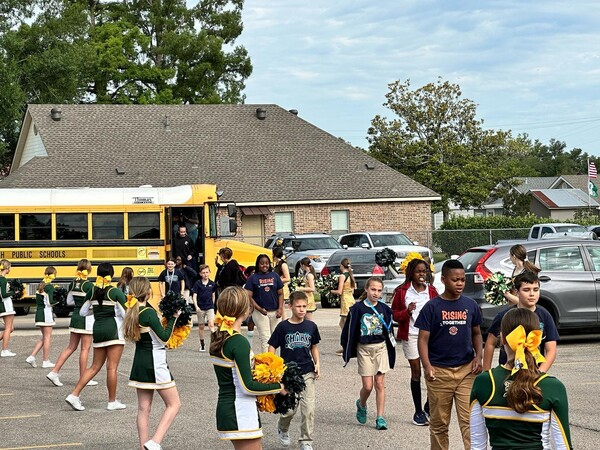 [I-PEOPLE] 학생들과 소통하고자 틱톡 영상 올리는 교장 교사 채용에도 효과적