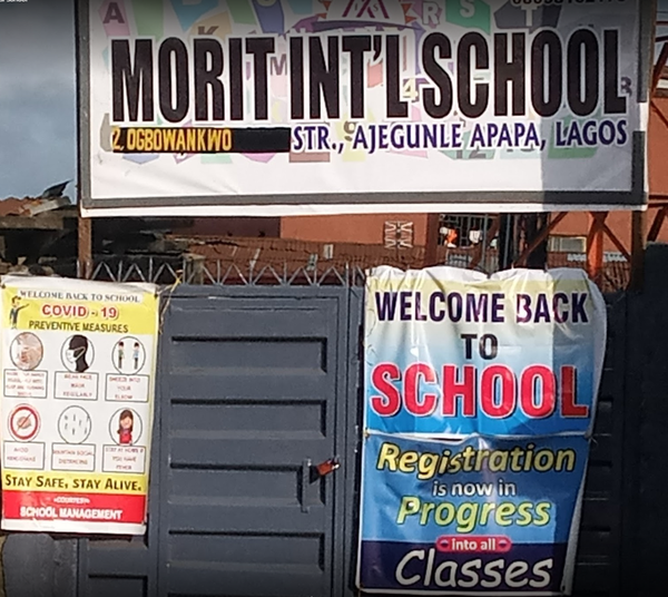 [나이지리아] 수업료로 돈 대신 '빈 페트병' 받는 학교