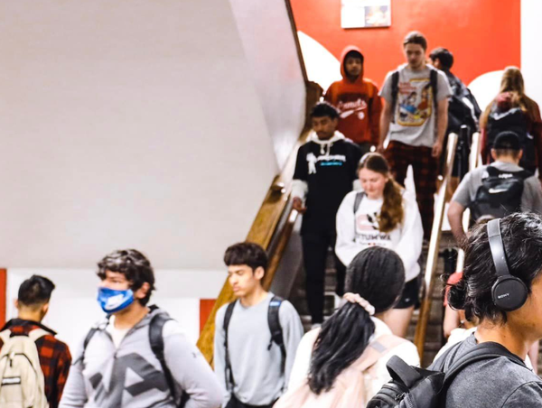 [미국] 학생에게 인종차별 당한 흑인 교사, 교육구에 소송 제기